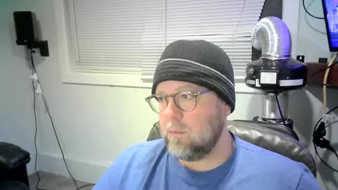 Snapshot of mister_happy567 chatting on January 13, 6:38 am Mr. Happy online show from January 13, 6:38 am