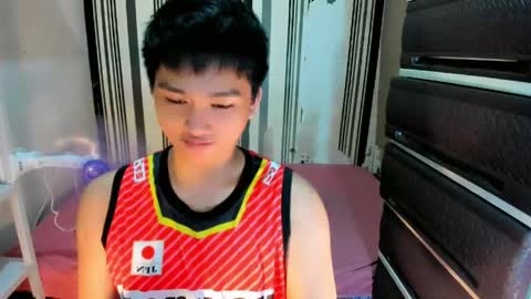 Snapshot of mister_officer chatting on March 21, 8:56 pm SAINT SACHI will make your day online show from March 21, 8:56 pm