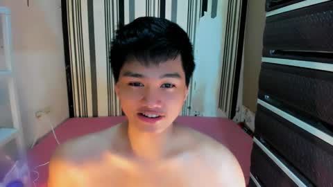 Snapshot of mister_officer chatting on March 24, 7:52 pm SAINT SACHI will make your day online show from March 24, 7:52 pm