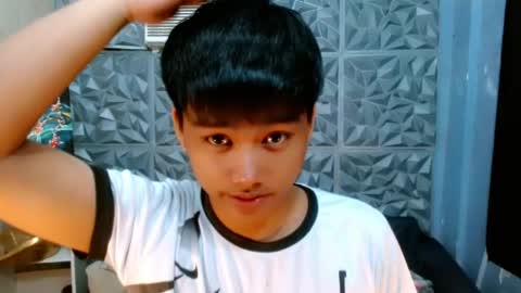 Snapshot of mister_officer chatting on April 29, 12:16 am SAINT SACHI will make your day online show from April 29, 12:16 am