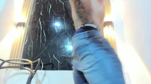 venom online show from September 24, 5:00 am