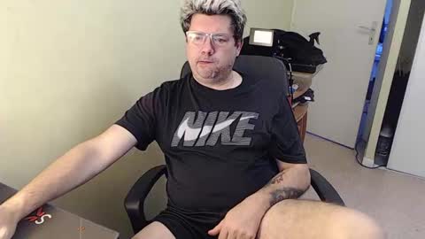 mistercoeur online show from January 11, 8:11 am