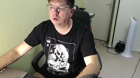 mistercoeur online show from November 11, 8:25 am