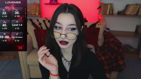 Marcelline online show from October 20, 9:43 am