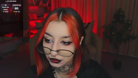 Snapshot of mistress__marcelline chatting on June 4, 1:55 am Marcelline online show from June 4, 1:55 am