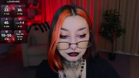 Snapshot of mistress__marcelline chatting on June 15, 1:41 am Marcelline online show from June 15, 1:41 am