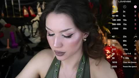 Snapshot of mistress_darsy chatting on June 3, 2:33 pm Darsy online show from June 3, 2:33 pm