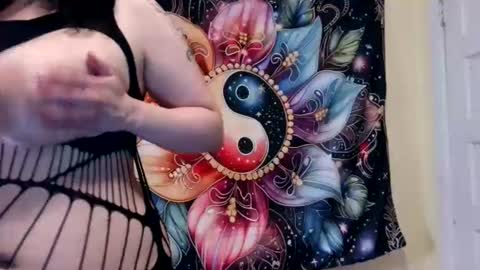 Snapshot of mistress_kasha chatting on July 7, 7:51 pm Mistress Kaha online show from July 7, 7:51 pm