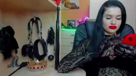 Mistress Kristi online show from February 21, 10:33 pm