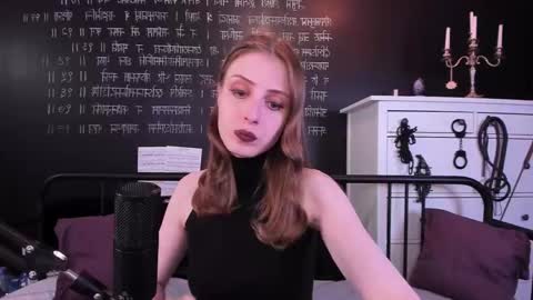 Snapshot of mistress_marlene chatting on March 2, 1:27 pm Mistress Marlene online show from March 2, 1:27 pm