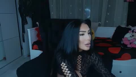 Snapshot of mistress_meryem chatting on May 20, 9:54 pm mistress_meryem online show from May 20, 9:54 pm