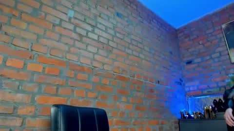 Snapshot of mistress_milana_ chatting on January 3, 3:44 pm mistress_milana_ online show from January 3, 3:44 pm