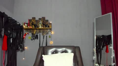 Mistress Pamela online show from December 25, 3:29 am