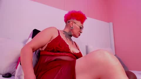 Sandy Mistress  online show from May 18, 7:52 pm