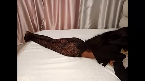 Snapshot of mistress_valentina1 chatting on March 20, 1:10 am mistress_valentina1 online show from March 20, 1:10 am