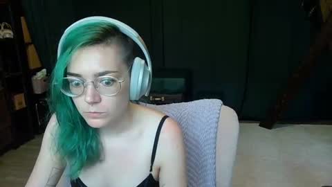 Snapshot of mistressjuniper chatting on July 21, 5:37 pm Mistress June online show from July 21, 5:37 pm