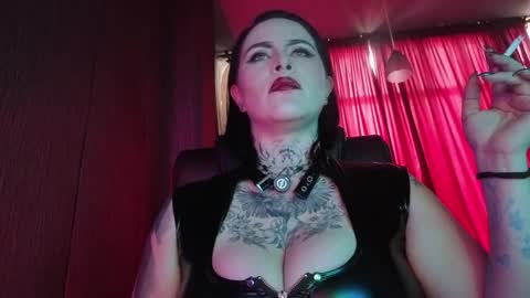 Snapshot of mistressolivia07 chatting on May 21, 5:42 pm Mistress olivia online show from May 21, 5:42 pm