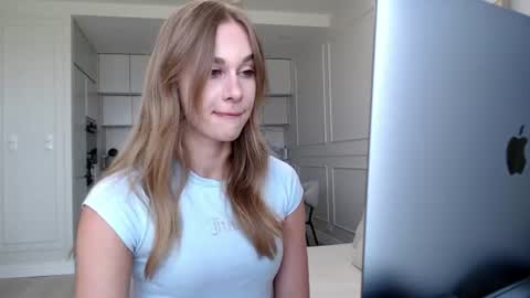 Snapshot of mistressuniverse chatting on June 23, 8:56 am mistressuniverse online show from June 23, 8:56 am