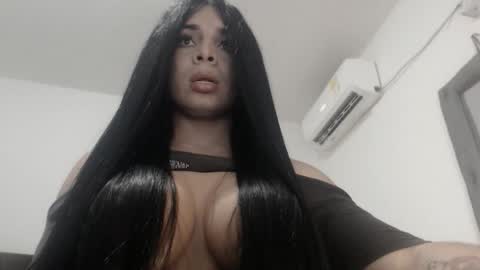 ALICE MADANE online show from November 19, 1:27 am