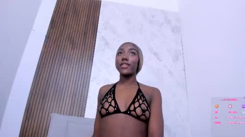 mistt_miaa online show from July 21, 7:16 pm
