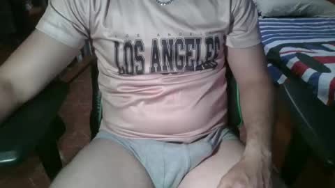 Snapshot of mistxss chatting on May 1, 10:20 am mistxss online show from May 1, 10:20 am