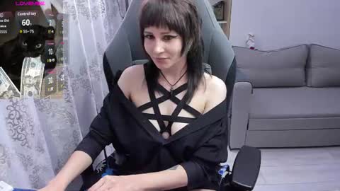 Snapshot of misty_dark chatting on July 27, 6:59 pm misty_dark online show from July 27, 6:59 pm