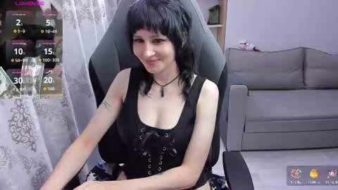 Snapshot of misty_dark chatting on July 28, 4:39 pm misty_dark online show from July 28, 4:39 pm
