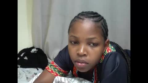 Snapshot of misty_shee chatting on May 10, 7:52 pm misty_shee online show from May 10, 7:52 pm