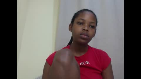 Snapshot of misty_shee chatting on May 29, 4:21 am misty_shee online show from May 29, 4:21 am