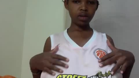 misty_shee online show from June 27, 4:23 pm