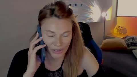 Snapshot of mistybarnes chatting on May 9, 1:16 pm MistyBarnes NONUDE MODEL online show from May 9, 1:16 pm