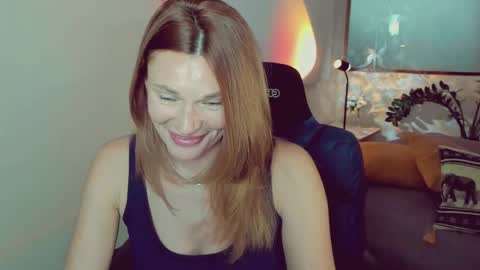 Snapshot of mistybarnes chatting on May 30, 3:42 pm MistyBarnes NONUDE MODEL online show from May 30, 3:42 pm