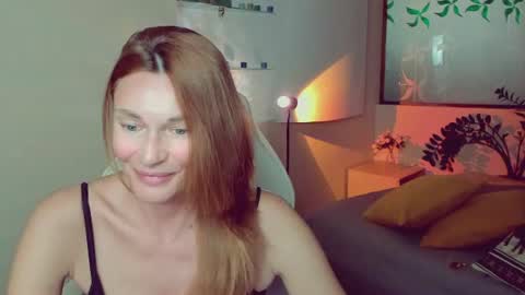 Snapshot of mistybarnes chatting on June 21, 3:25 pm MistyBarnes NONUDE MODEL online show from June 21, 3:25 pm