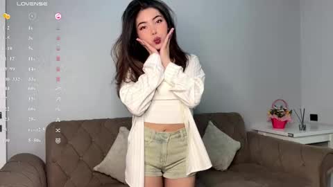 Snapshot of mistybunny chatting on June 1, 10:17 am Mei online show from June 1, 10:17 am