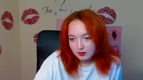 Snapshot of mistyrosee chatting on May 8, 11:37 am Aria online show from May 8, 11:37 am