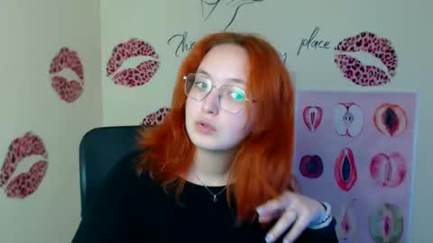 Snapshot of mistyrosee chatting on May 9, 11:37 am Aria online show from May 9, 11:37 am