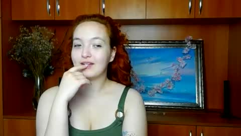 Snapshot of mistyrosee chatting on May 22, 7:15 am Aria online show from May 22, 7:15 am