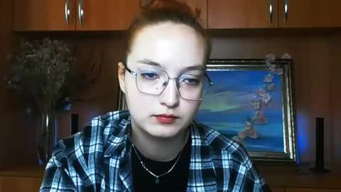 Snapshot of mistyrosee chatting on May 27, 12:46 pm Aria online show from May 27, 12:46 pm