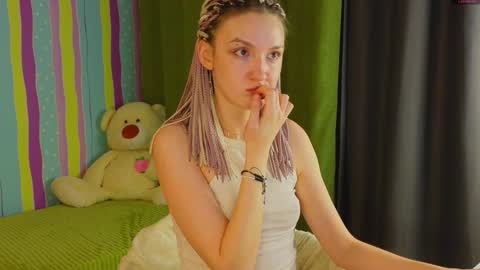 alice online show from February 2, 5:04 pm