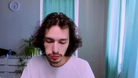 MitchelKurse online show from June 19, 3:27 pm