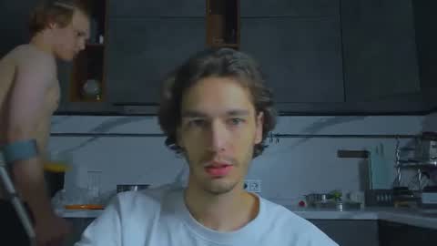MitchelKurse online show from July 23, 9:13 pm