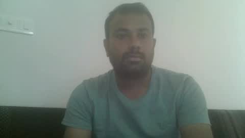 Snapshot of mitesh25295 chatting on August 8, 8:49 am mitesh25295 online show from August 8, 8:49 am