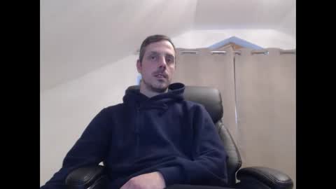 Snapshot of mitsch01 chatting on February 21, 12:39 pm Mitsch online show from February 21, 12:39 pm