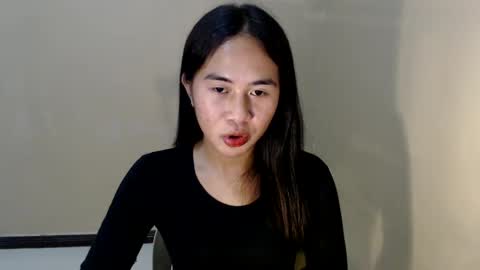 Snapshot of mitsuri_yuki chatting on December 7, 9:50 am Mitsu online show from December 7, 9:50 am