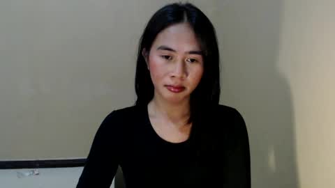 Snapshot of mitsuri_yuki chatting on December 9, 6:57 pm Mitsu online show from December 9, 6:57 pm