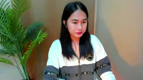 Snapshot of mitsuri_yuki chatting on October 4, 1:58 am Mitsu online show from October 4, 1:58 am