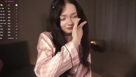 Snapshot of miuri_miy chatting on May 29, 6:06 pm Yuka online show from May 29, 6:06 pm