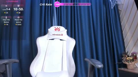 Snapshot of miwa_kasumi chatting on November 4, 3:22 pm MIa online show from November 4, 3:22 pm