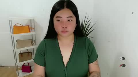 Snapshot of miya_licious chatting on November 27, 3:41 am cassie marie online show from November 27, 3:41 am