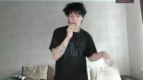 MeowMiku online show from November 16, 10:54 am